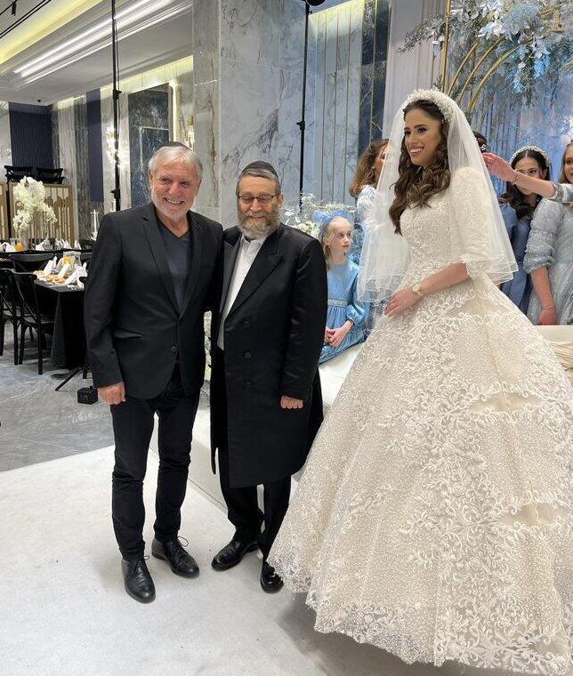 מאיר כהן חתונה חתונת נכדתו של ח״כ גפני ריקודים