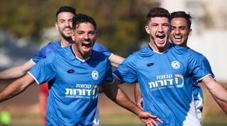 שחקני עירוני טבריה חוגגים