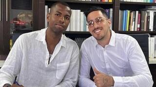 קרדוסו עם סוכנו ירון ברנס