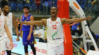 קיילב אגאדה בטירוף