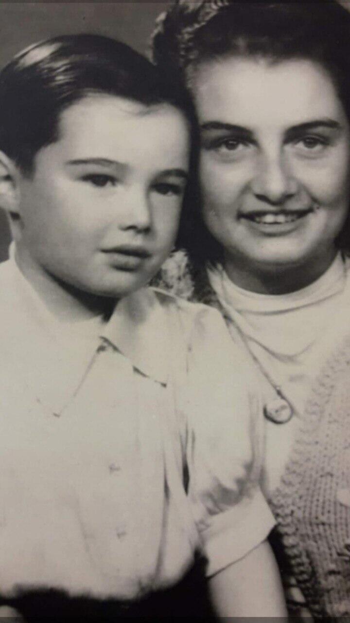 Рут Бен-Давид с сыном Клодом (Уриэлем) (Фото: семейный архив) רות בן דוד עם בנה אוריאל