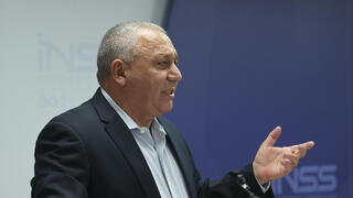 גדי איזנקוט בכנס INSS