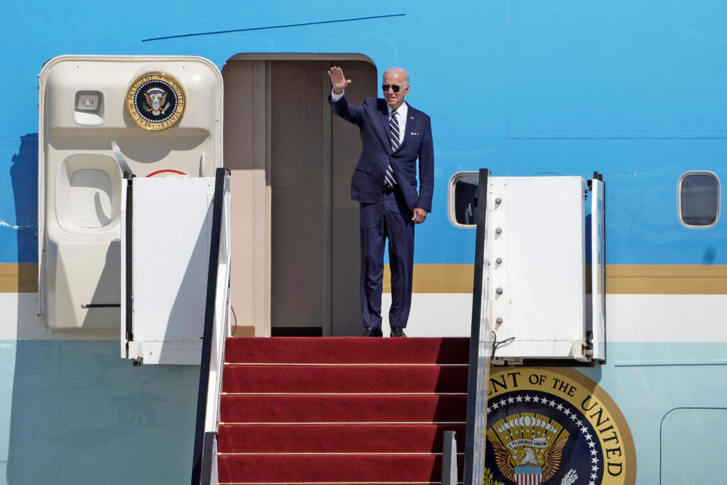 נשיא ארה"ב ממריא מנתב"ג