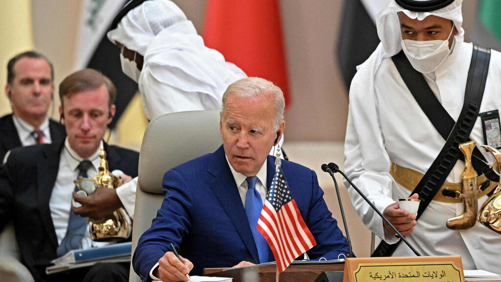 ג'ו ביידן בפגישה עם מנהיגי המדינות הערביות