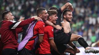 שחקני הפועל באר שבע חוגגים