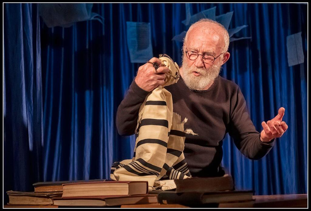 Кукольный спектакль (Фото: Эстер Эпштейн) Кукольный спектакль