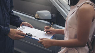 היו מודעים ומוכנים מראש לרגע שבו ינסו להוציא מכם עוד כסף בדלפקי הסוכנויות בחו"ל