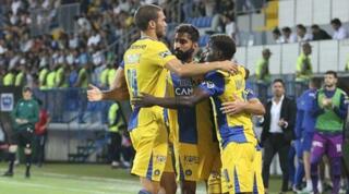 גויאגון, דוידזאדה ויובאנוביץ' חוגגים