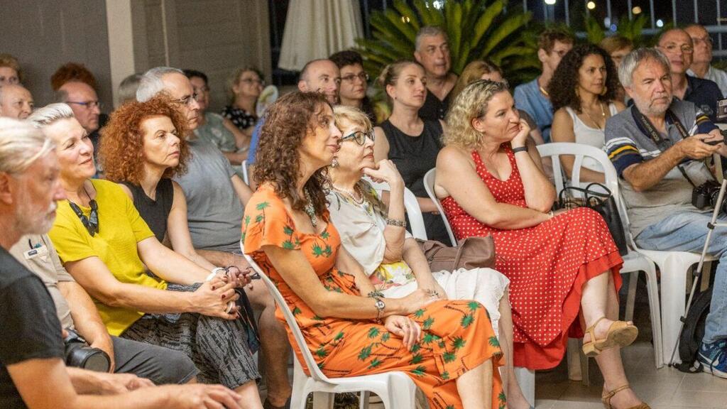 На квартирнике Михаила Голдовского (Фото: Владимир Лейкин) Квартирник Голдовского