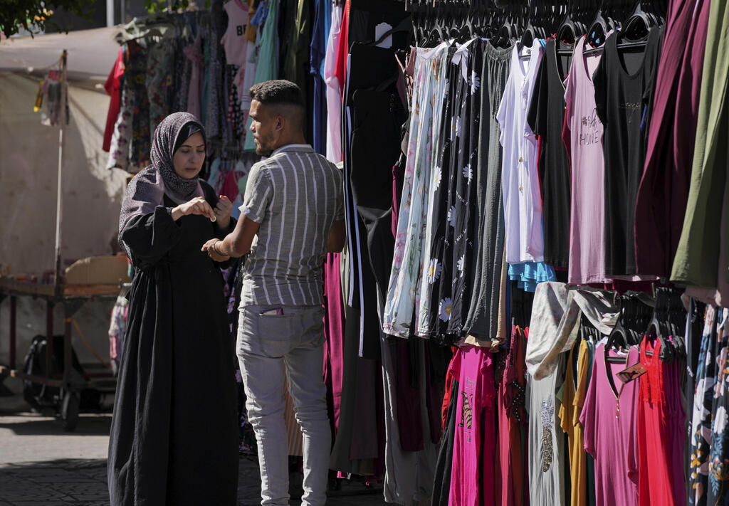 Gaza clothing store (Photo: AP) Gaza clothing store