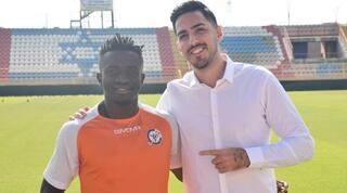 עמנואל סמדיה וסוכנו ירון ברנס