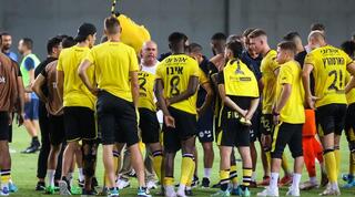 לם ושחקני נתניה בסיום