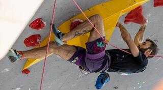 מור ספיר מטפס בבריאנסון