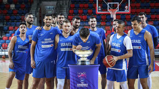 נבחרת ישראל וגביע אירופה באימון