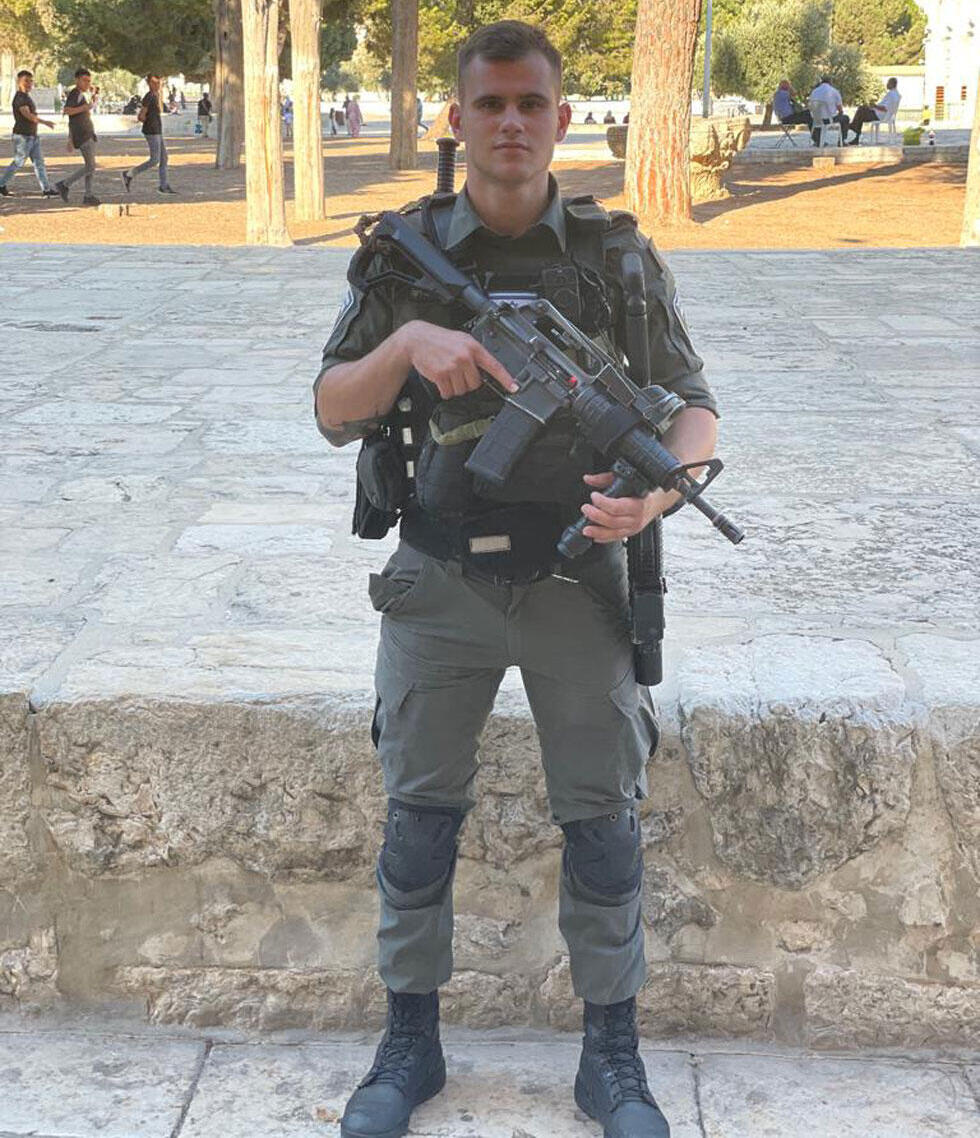 Боец МАГАВа Алексей Мережко