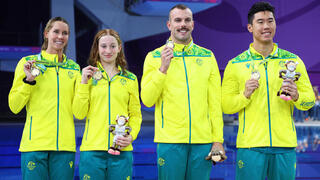 שחייני נבחרת אוסטרליה אמה מקאון, מולי אוקלגן, קייל צ'אלמרס, וויליאם זו יאנג