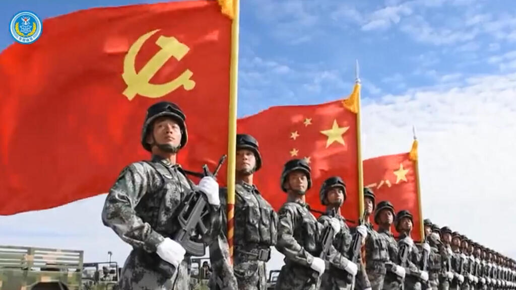 סרטון מאיים שפרסם צבא סין לקראת ביקור יו"ר בית הנבחרים בארה"ב ננסי פלוסי ב טייוואן