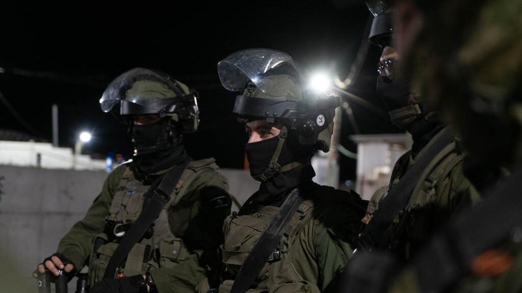 שובר גלים - לוחמי צה"ל, שב"כ ומג"ב עצרו הלילה 22 מבוקשים ברחבי יהודה ושומרון