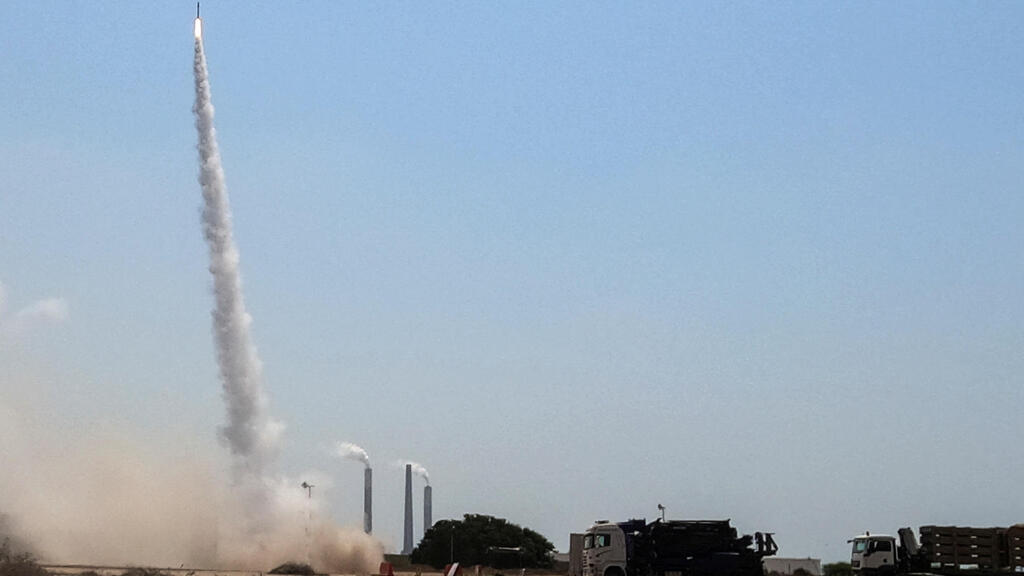 Iron Dome missile defense launched to intercept rocket fire from Gaza 