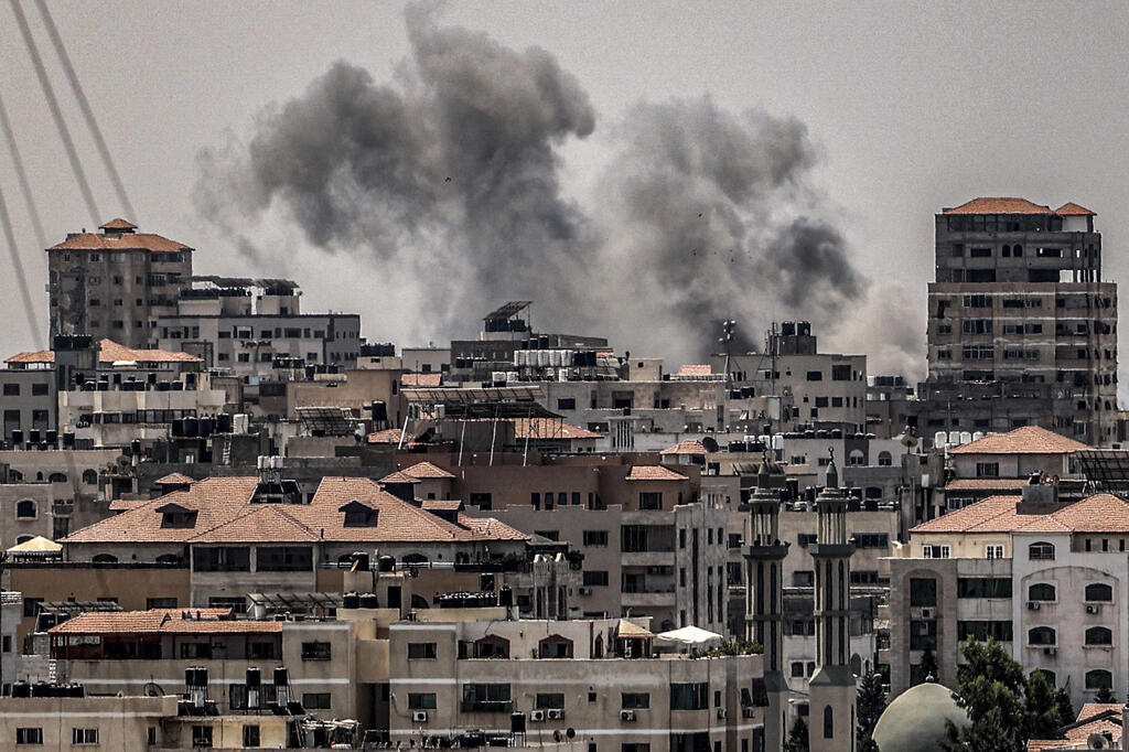 IDF bombs targets in Gaza CIty on Saturday 