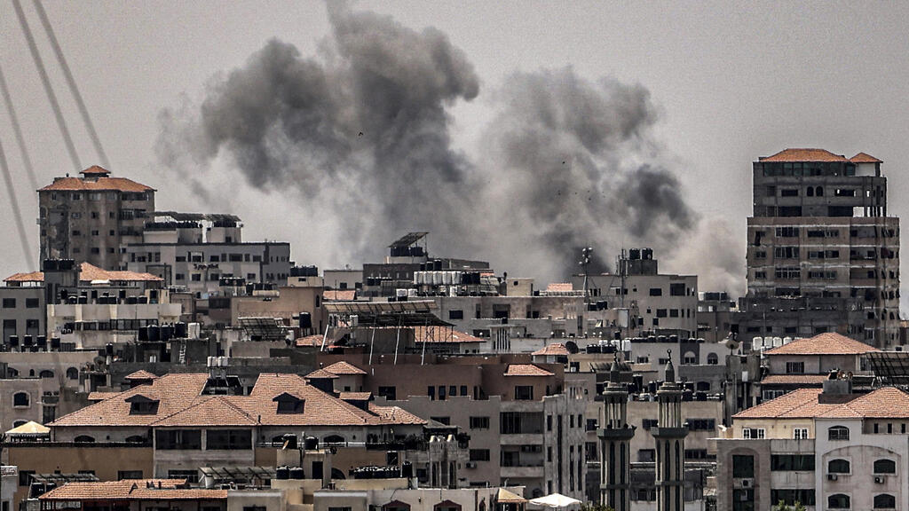 IDF bombs targets in Gaza CIty on Saturday 