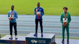 אפריפה על הפודיום