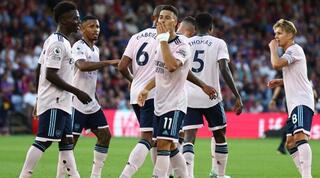 ניצחון בפתיחת הליגה. שחקני ארסנל