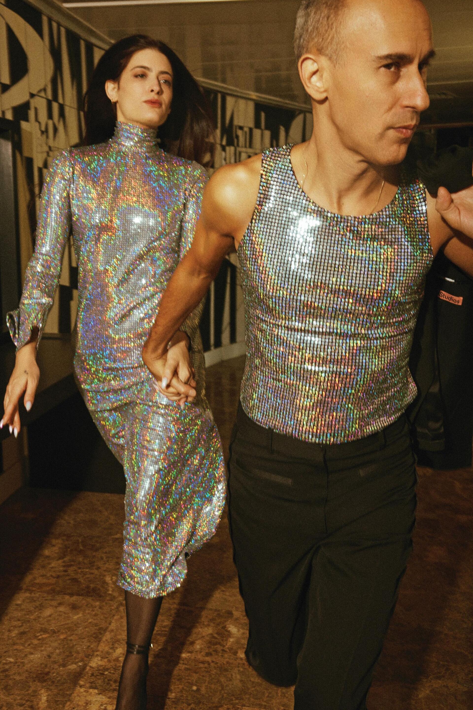 אסף אמדורסקי והדר ג'וזפין ג'בוטרו בהפקת אופנה