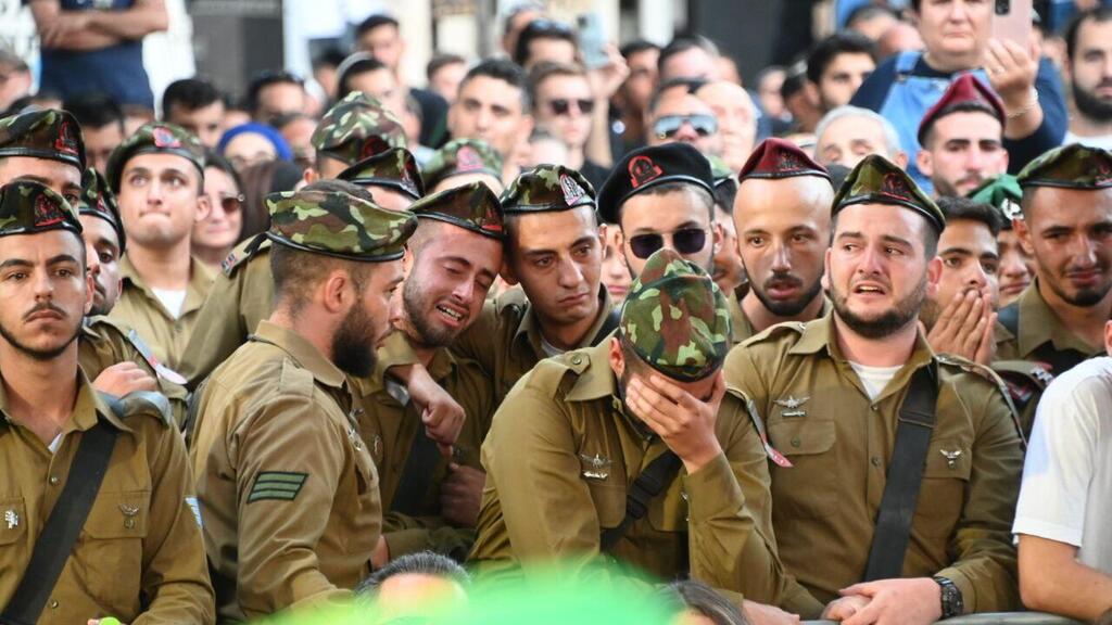 הלוויתו של נתן פיטוסי שנהרג מאש כוחותינו בטול כרם