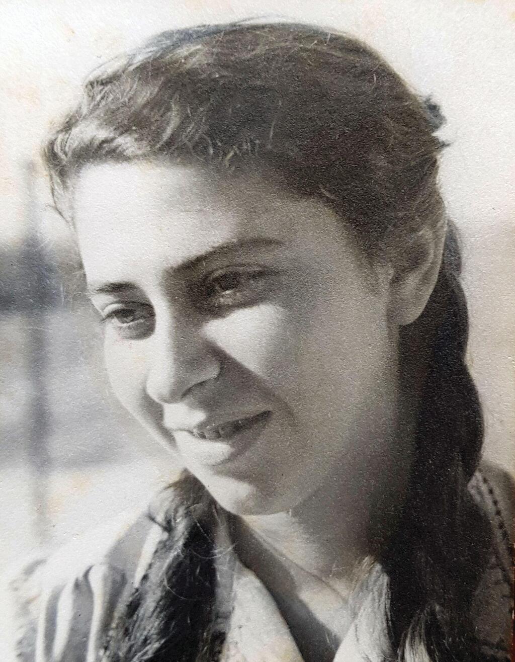 הרגשתי שחברתו המנוחה של אבי מבקשת ממני לכתוב את סיפור אהבתה וגבורתה