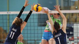 נבחרת הנשים בכדורעף  (מערכת ONE)