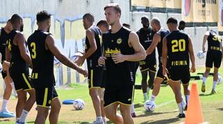 עדן קארצב באימון מכבי נתניה