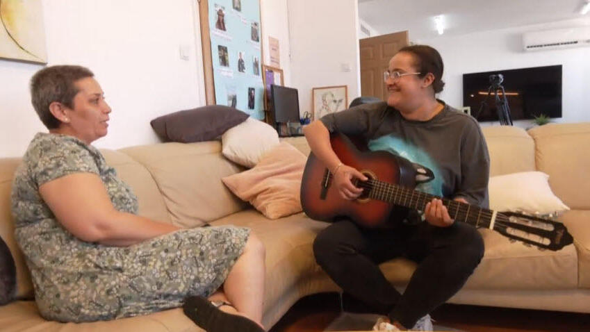 Шани Дадон и Тови Сау, координатор по работе с демобилизованными солдатами שני דדון