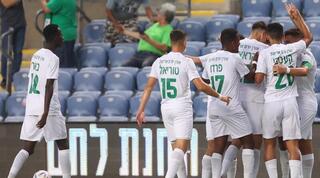 שחקני הפועל כפר סבא חוגגים