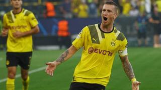 מרקו רויס חוגג