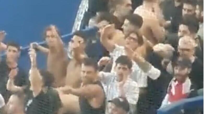 Juventus fans make Nazi salute 