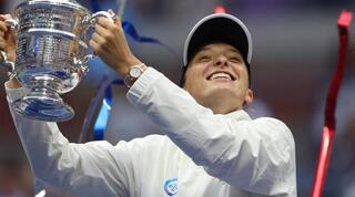 שפיונטק עם הגביע