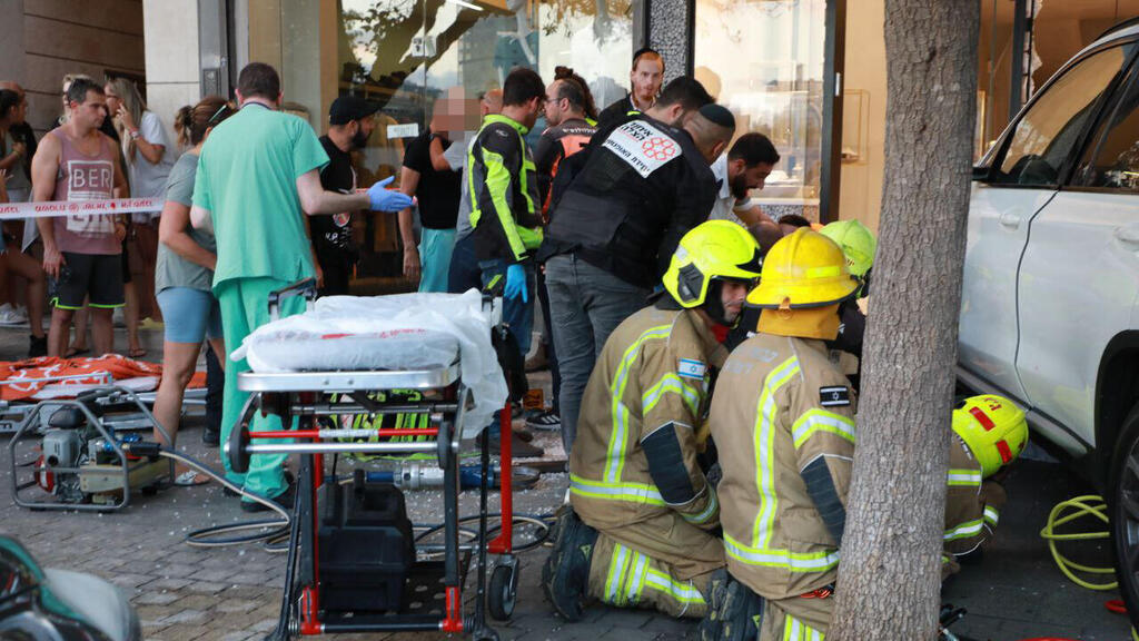 זירת תאונת הדרכים הקשה בכיכר המדינה