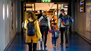 "לא יודעים מתי נחזור הביתה" תקועים ליד השדה בבוקרשט