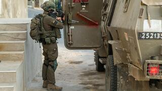 תיעוד:  לוחמי צה''ל מיפו את בתיהם של המחבלים שרצחו את סגן מפקד סיירת נח"ל, רב-סרן בר פלח ז"ל
