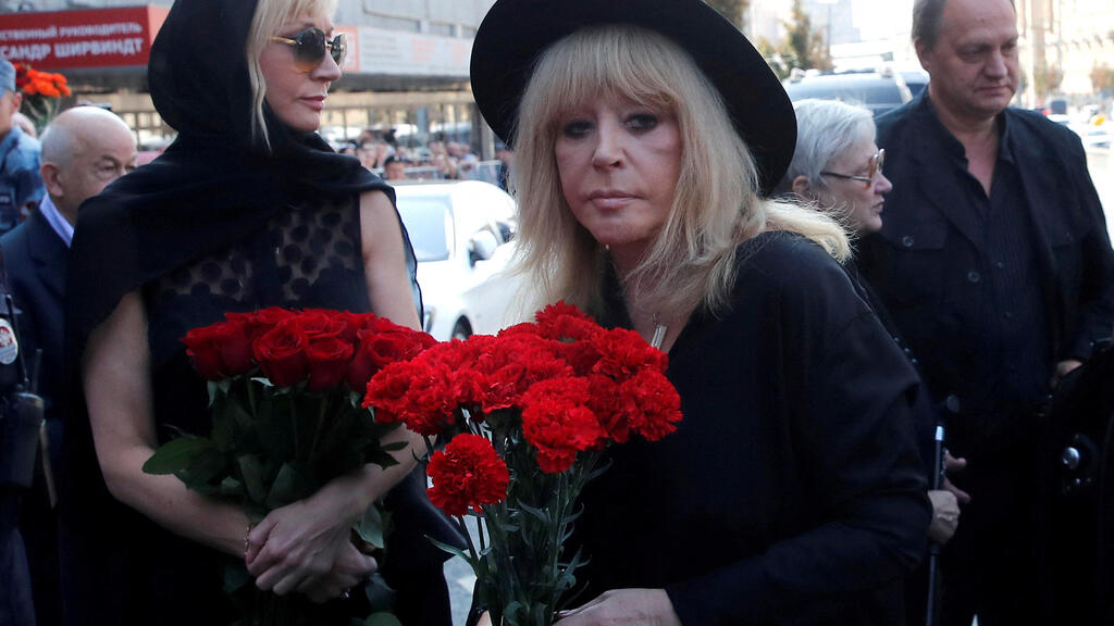 Alla Pugacheva arrives to pay her last respects to Iosif Kobzon, a veteran Russian singer and pro-Kremlin politician
