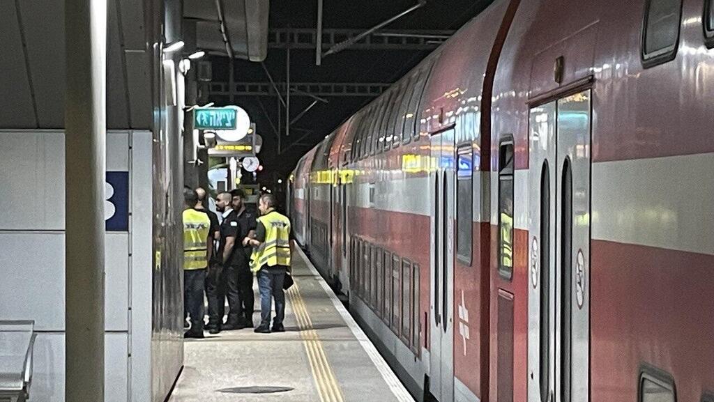 תחנת רכבת משה דיין בה התחשמל צעיר בן 20