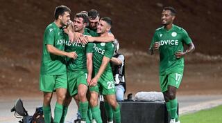 שחקני הפועל כפר סבא חוגגים