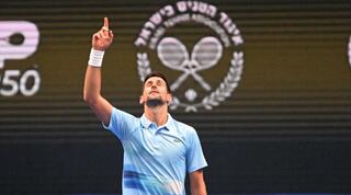 נובאק ג''וקוביץ'' חוגג