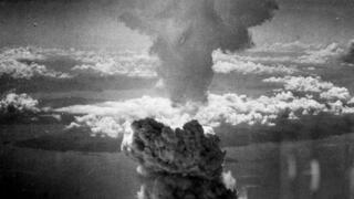 פצצת אטום שהוטלה על נגסאקי נגסקי ב יפן ב אוגוסט 1945 נשק גרעיני מלחמת העולם השנייה