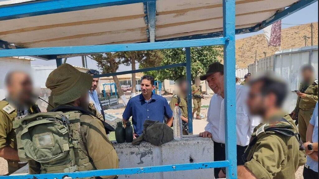 מבקר המדינה בסיור בבסיסים שנבדקו בביקורת