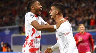 כריסטופר אנקונקו ואנדרה סילבה חוגגים