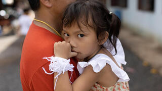 אמי ילדה בת שלוש שרדה את הטבח במעון ב תאילנדאמי ילדה בת שלוש שרדה את הטבח במעון ב תאילנד
