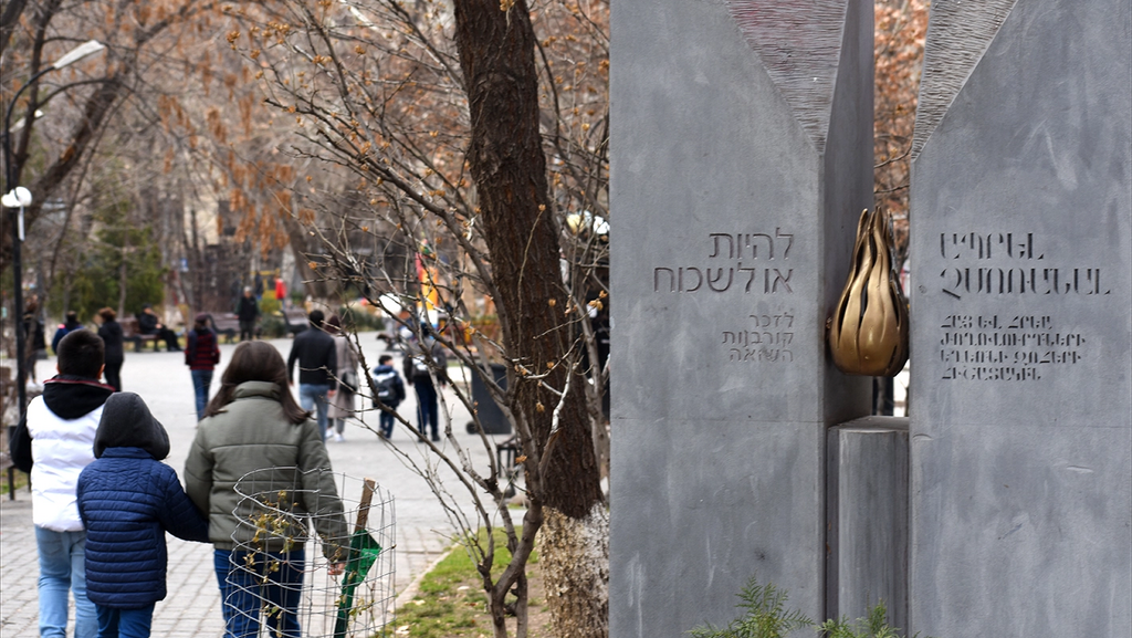 People walk past the Holocaust memorial in Yerevan, which is inscribed in Hebrew and Armenian: “To be or to forget: Remember the victims of the Shoah.” (Photo: Larry Luxner) People walk past the Holocaust memorial in Yerevan, which is inscribed in Hebrew and Armenian: “To be or to forget: Remember the victims of the Shoah.”