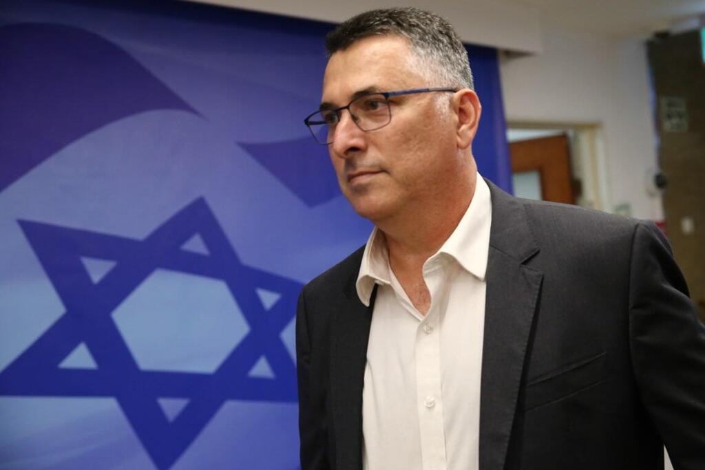 גידעון סער  ישיבת ממשלה 